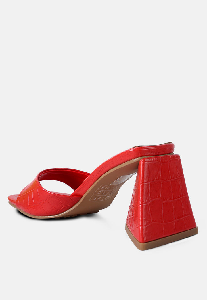 women triangle block heeled croc sandals#color_red