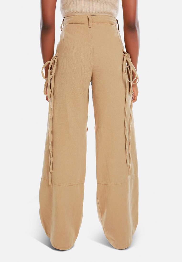 women utility drawstring pocket pants#color_camel