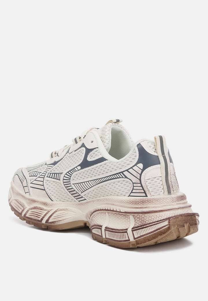 Women Pull Tab Chunky Sole Sneaker