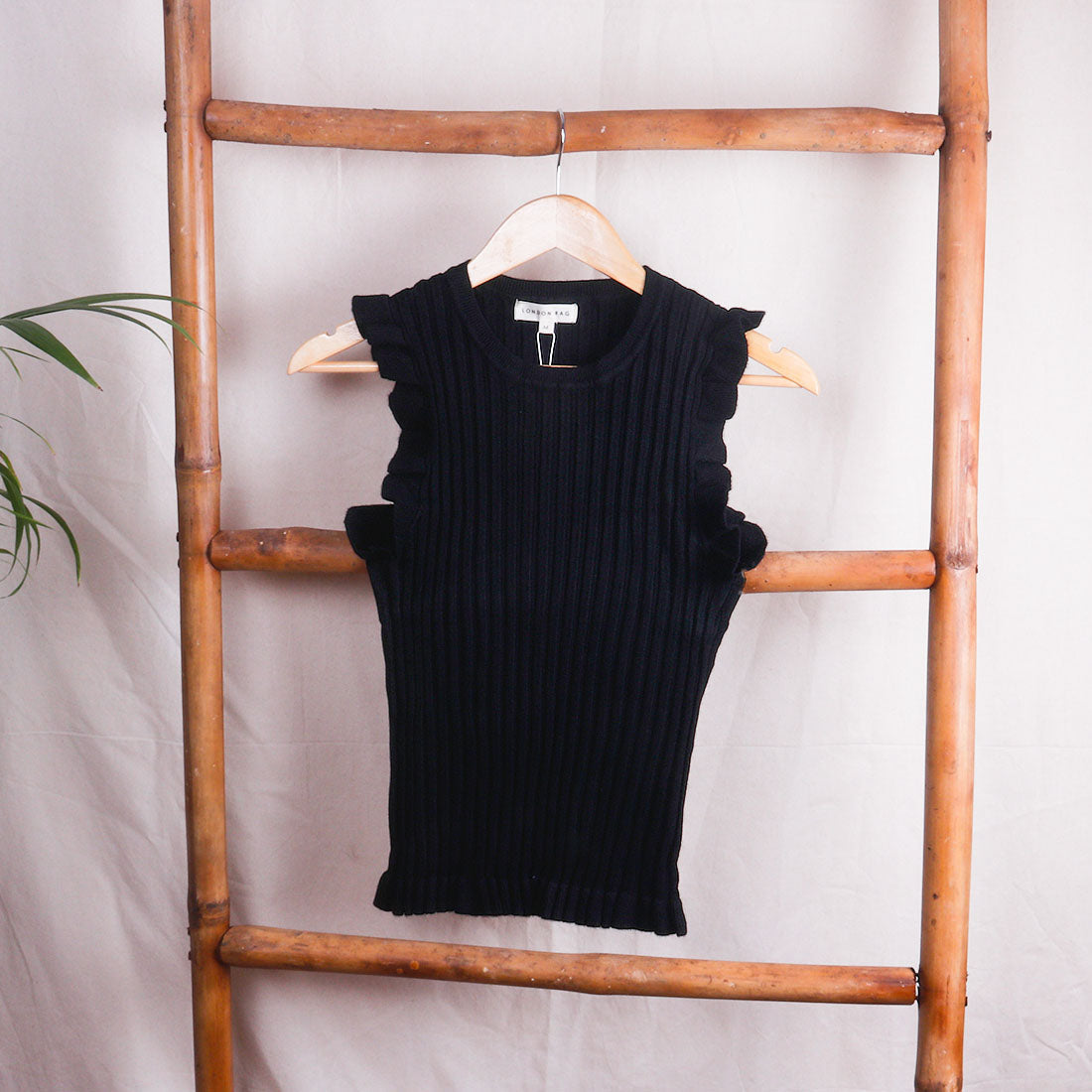 Sleeveless Knitted Frill Top In Black - Black