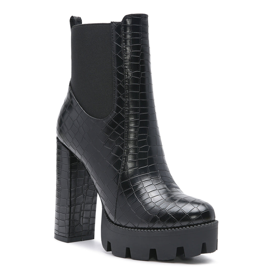 Block Heel Ankle Boots in Black - UK3