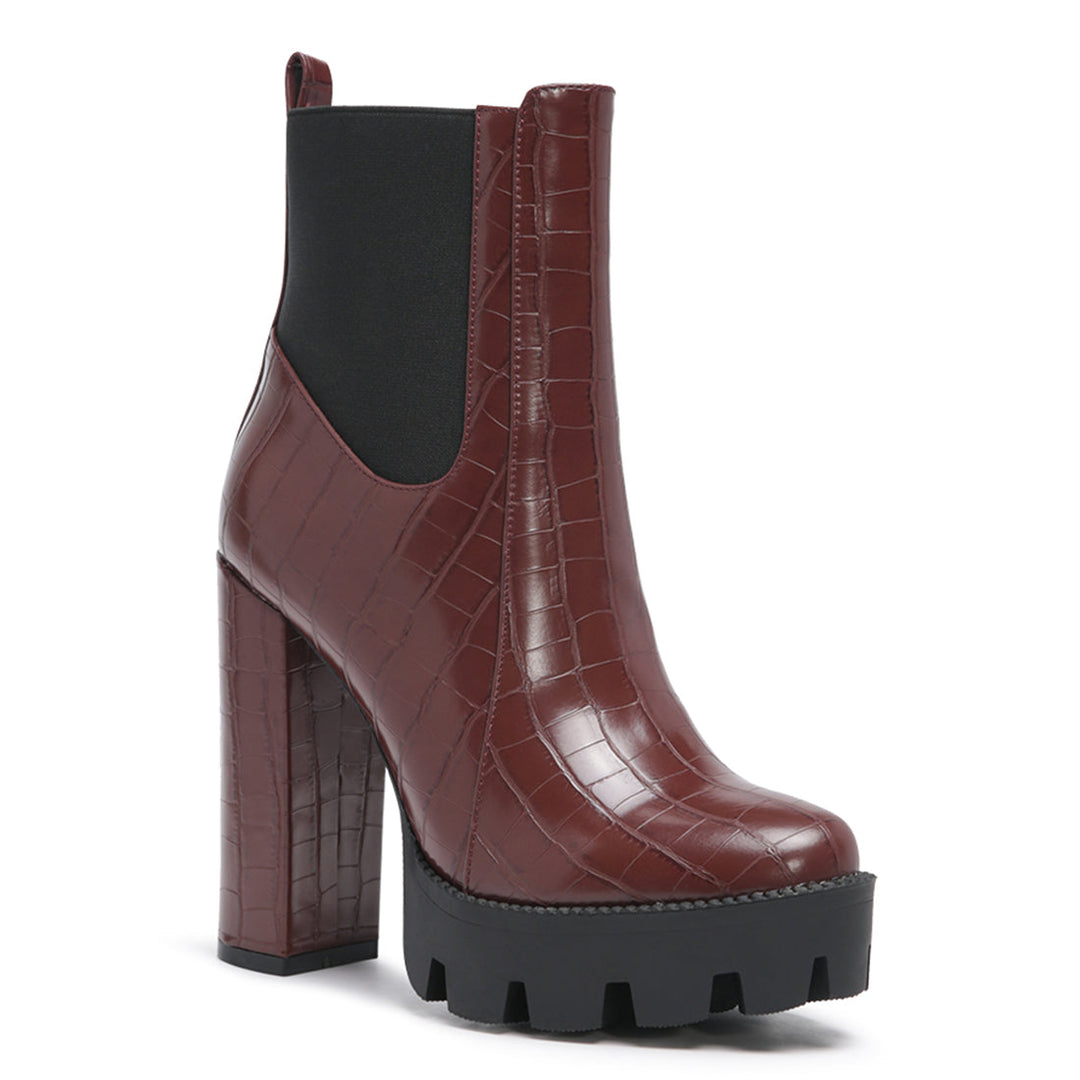 Block Heel Ankle Boots in Brown - UK3