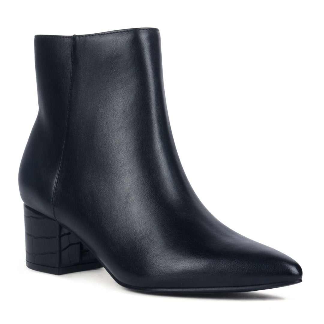 Black Sleek Boot - Black