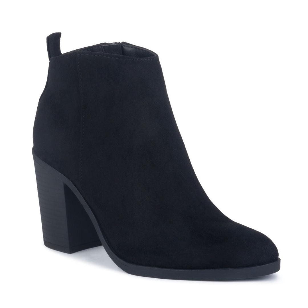 Black Block Heeled Boot - Black