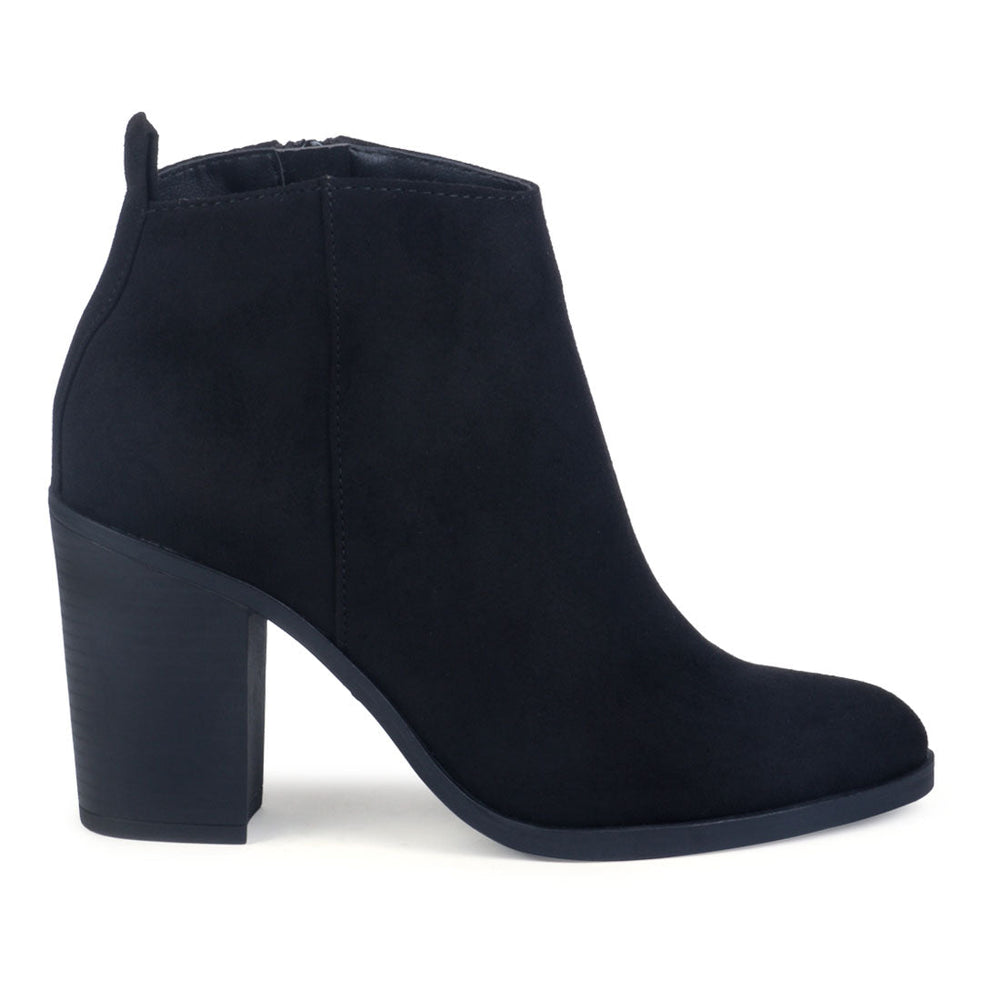 Black Block Heeled Boot - Black