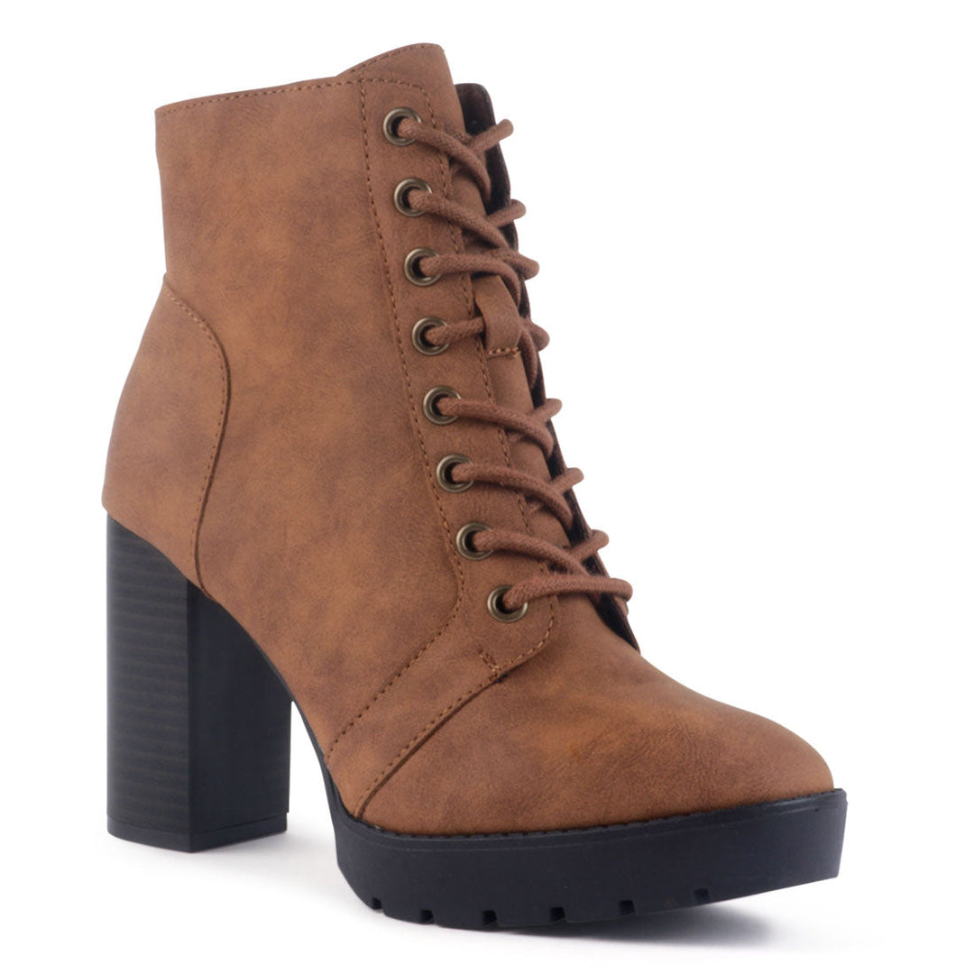 Tan Heeled Boot - Tan