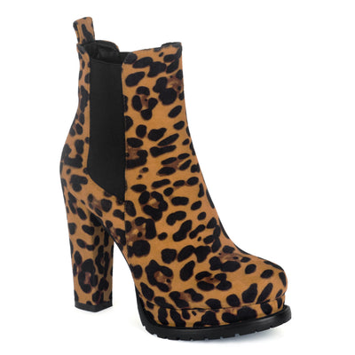 Block Heeled Boots in Leopard Print