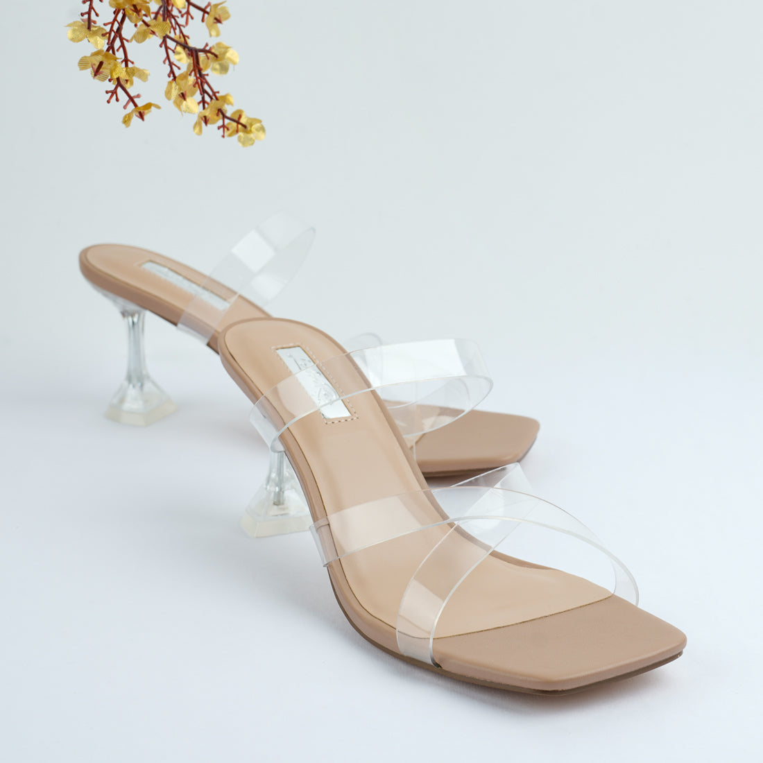clear spool heeled sandal#color_camel