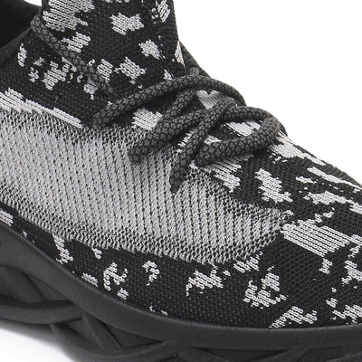 Men's Trackon Knitted Running Sneakers In Black