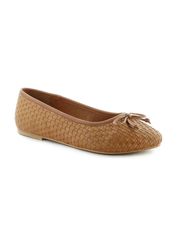 Weaving Embossed Tan Ballerinas