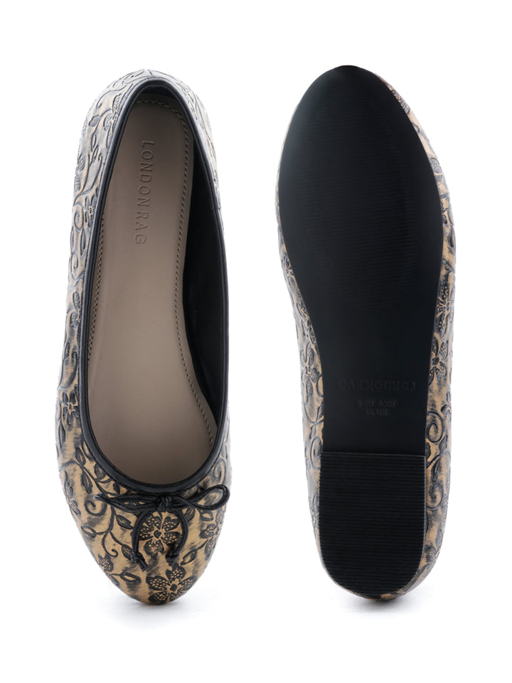 Flower Engraving Gold Ballerinas - Gold