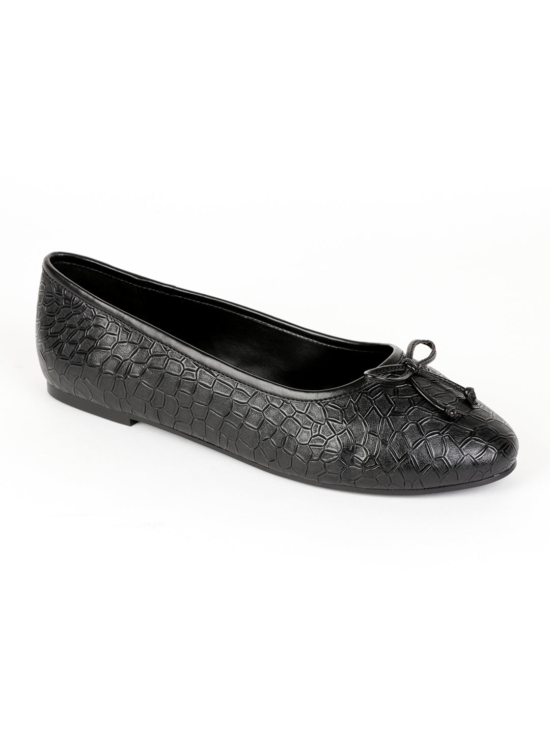 Crock Textured Black Ballerinas