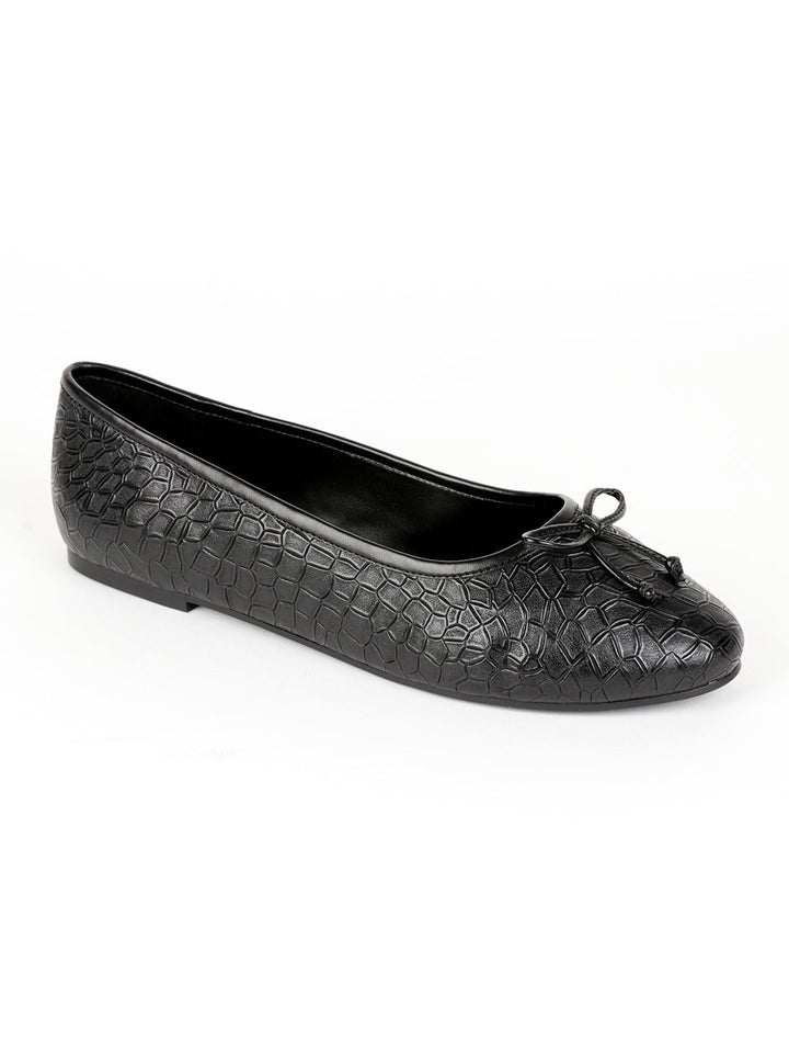 Crock Textured Black Ballerinas