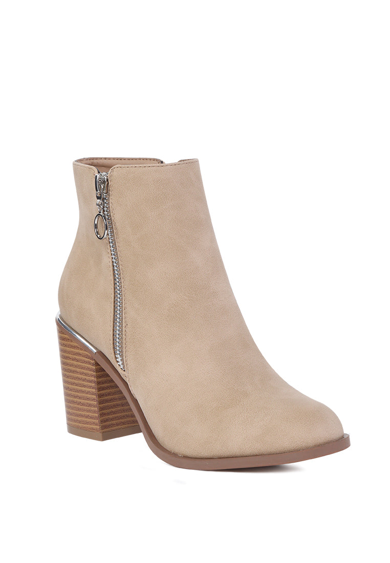 Beige Side Zipper Pointed Toe Boot - Beige